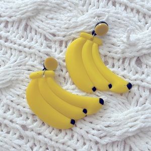 Banana earrings